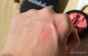 swatch be a bombshell Blush