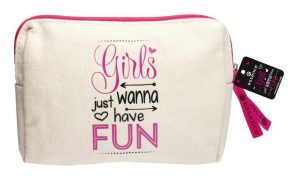 coes85.06b-essence-girls-just-wanna-have-fun-cosmetic-bag-lowres